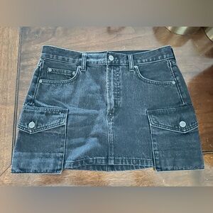 Denim Forum 90’s Cargo Black Denim Mid Rise Mini Skirt